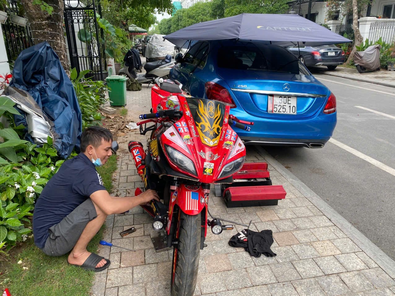 Cứu hộ xe máy ngày lễ – Không nghỉ, luôn sẵn sàng cứu hộ xe máy Hà Nội