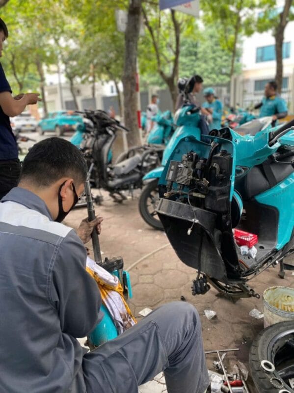 Cứu hộ xe máy điện VinFast – Chuyên xử lý điện 462728946 517791594340971 1831264349448193359 n 767x1024 1