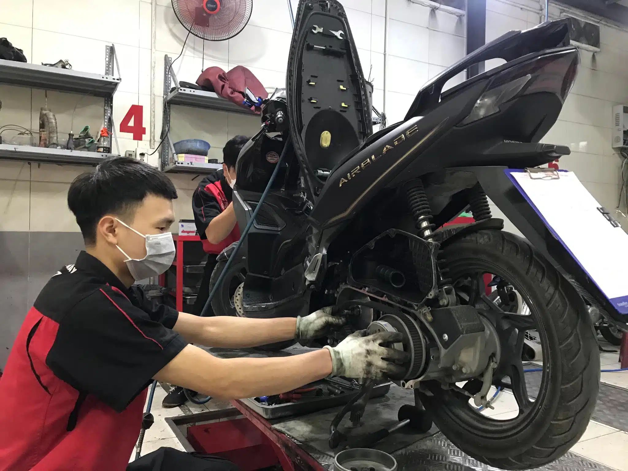 Cứu hộ xe máy sau va chạm – Kiểm tra toàn diện cứu hộ xe máy Hà Nội