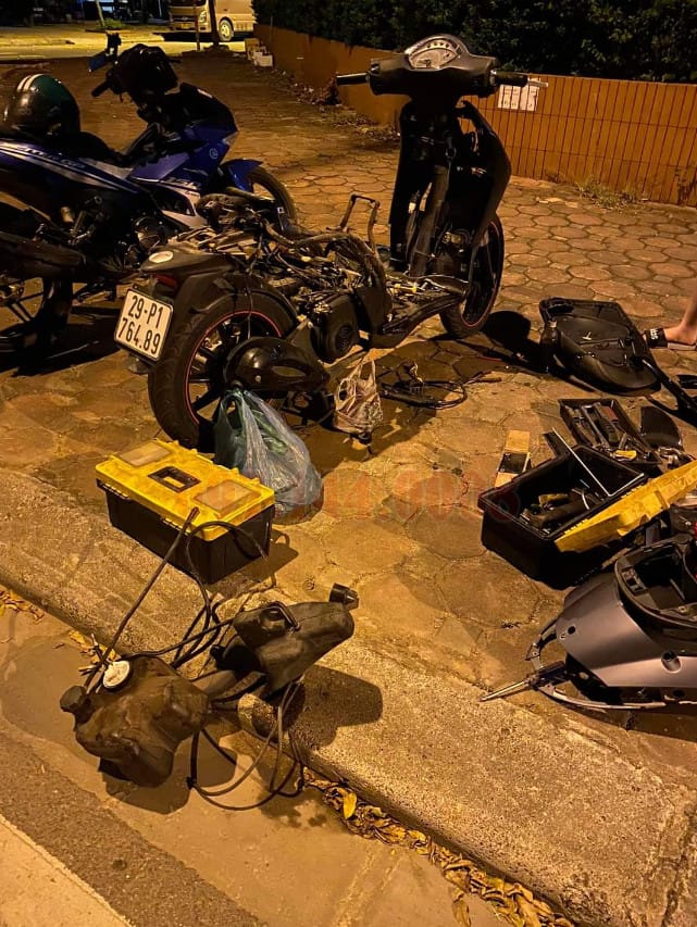 Cứu hộ xe máy quận Ba Đình – Có mặt sau 15 phút cứu hộ xe máy Hà Nội