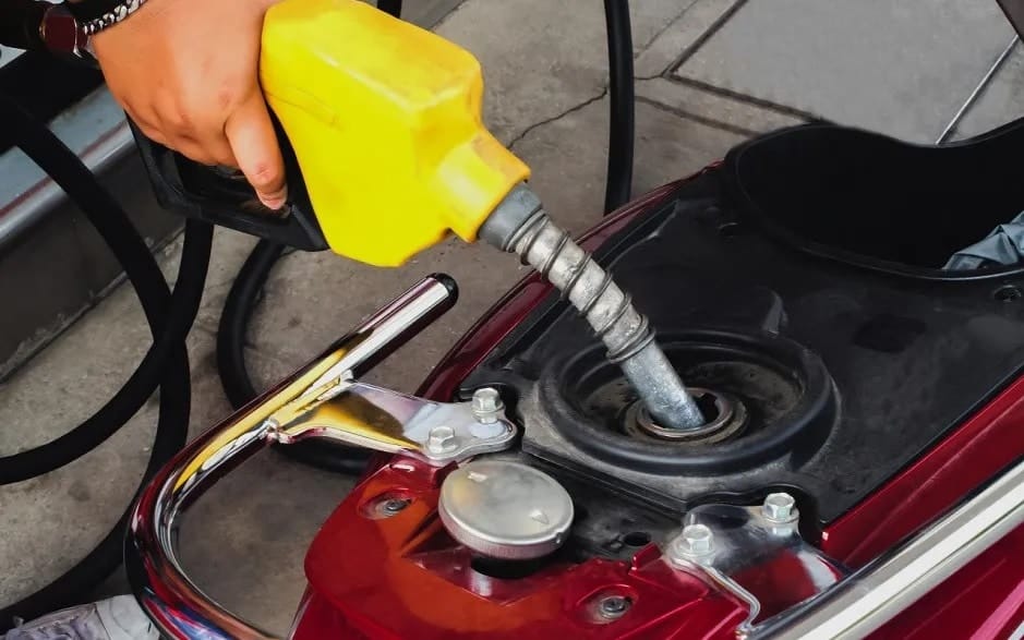 cuu ho xe may het binh quan phu nhuan 2