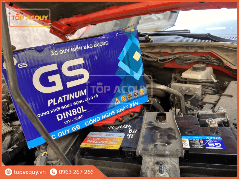 Thay ắc quy xe máy tận nơi – Có mặt sau 15 phút dich vu thay ac quy o to xe may