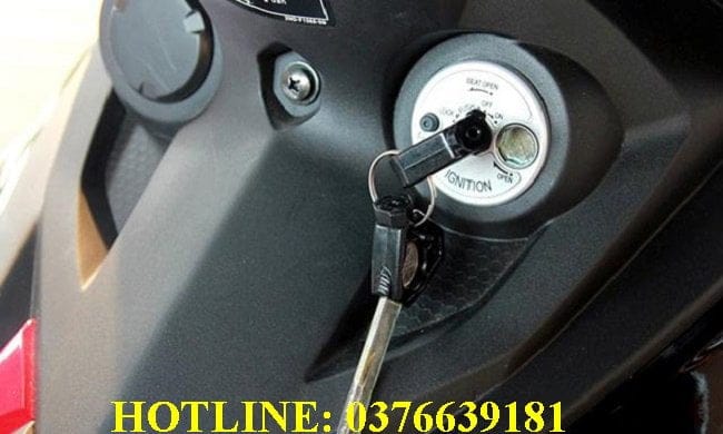 Xe máy bị khóa cổ – Gọi cứu hộ mở khóa cứu hộ xe máy Hà Nội