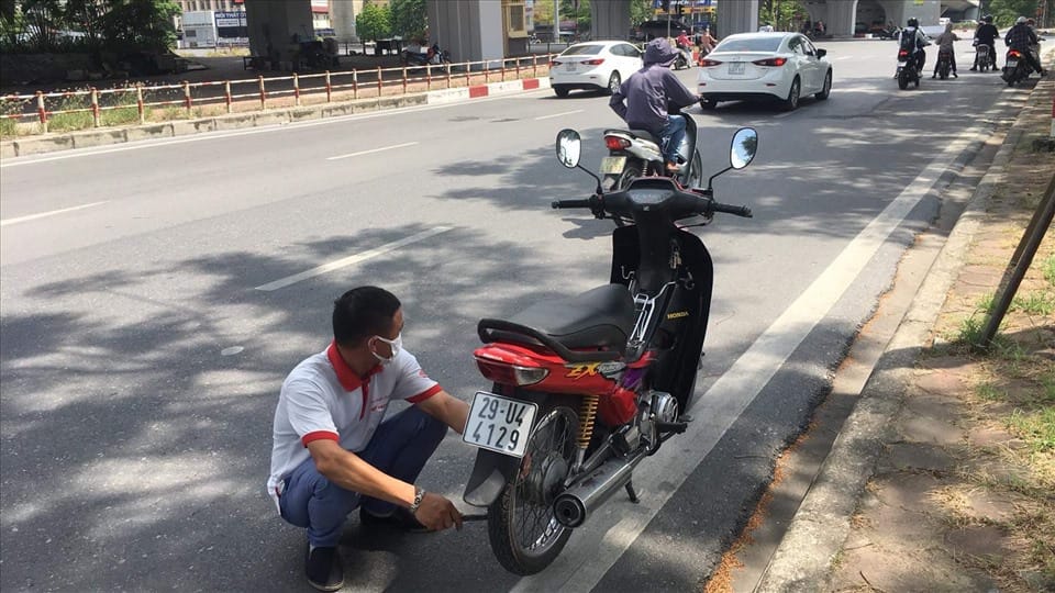 cứu hộ xe máy ngõ nhỏ Hà Nội